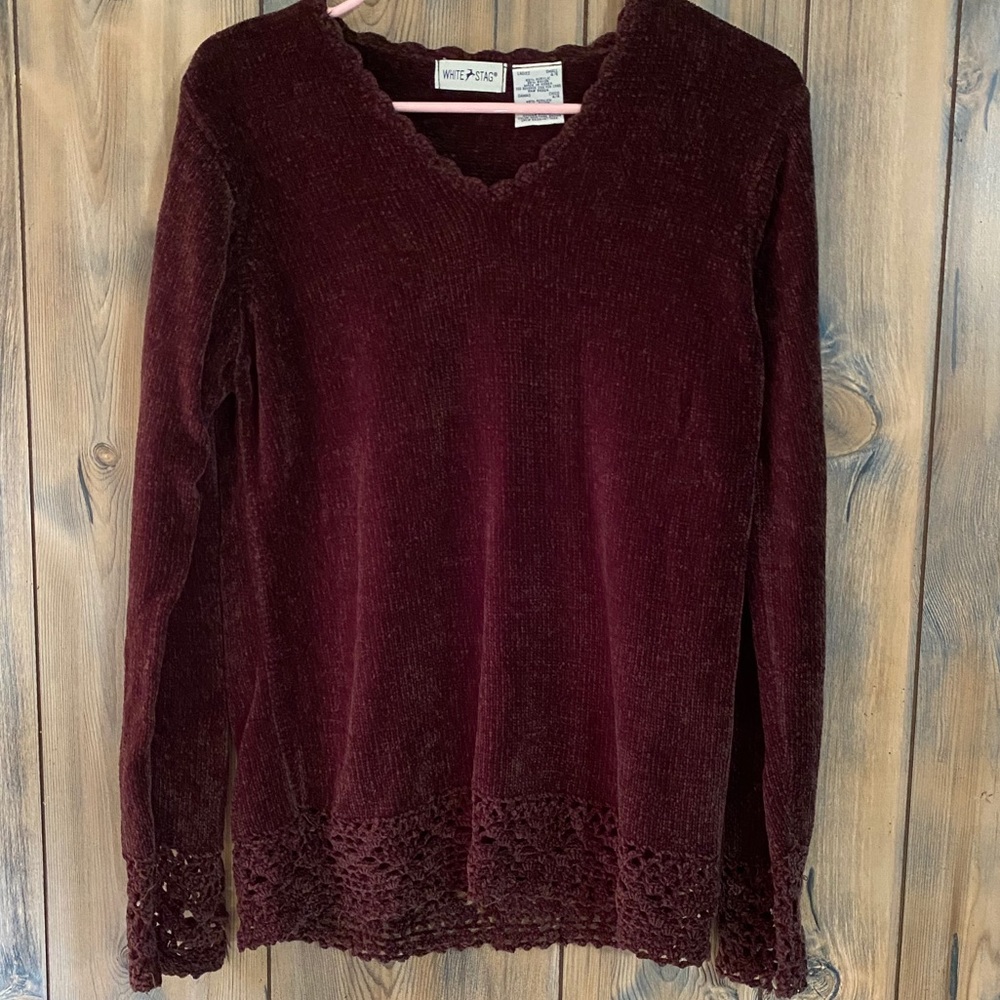 White Stag velvet lace pullover small